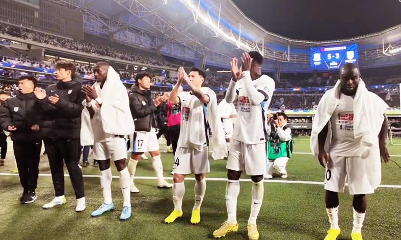 开云下载-客场虫回到主场！海港这火力，大连求轻虐！辽宁德比谁输谁将下课